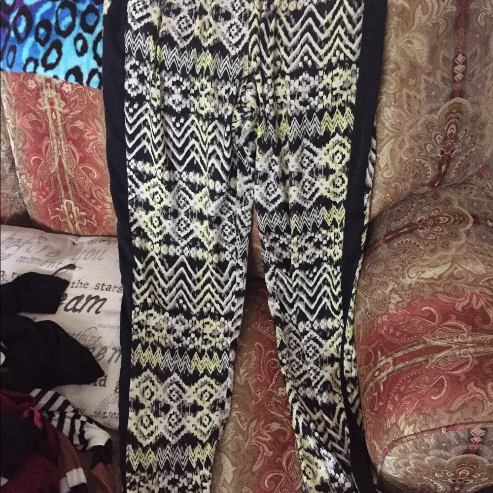 Princess by Vera Wang pants